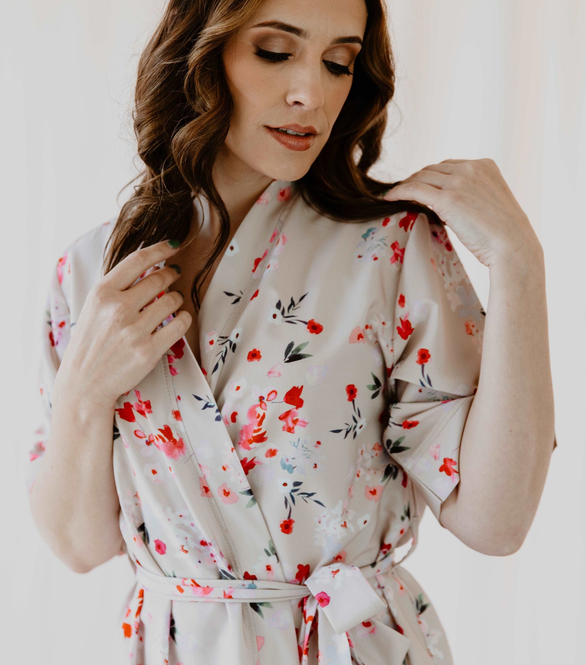 pink flowers, bridesmaid floral robe